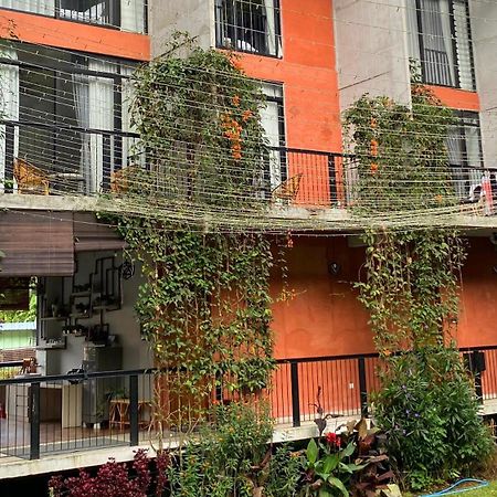Ten Mentigi Tanah Rata Exterior foto