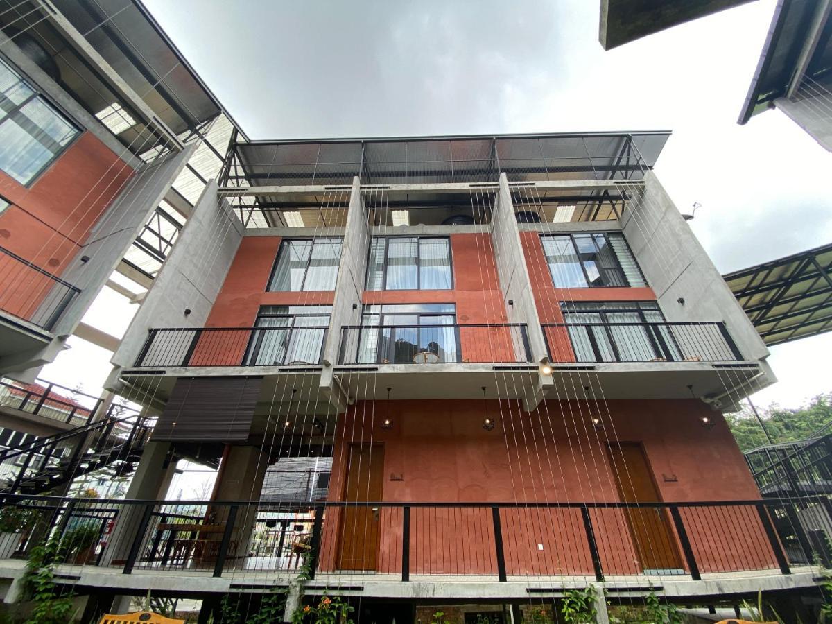 Ten Mentigi Tanah Rata Exterior foto